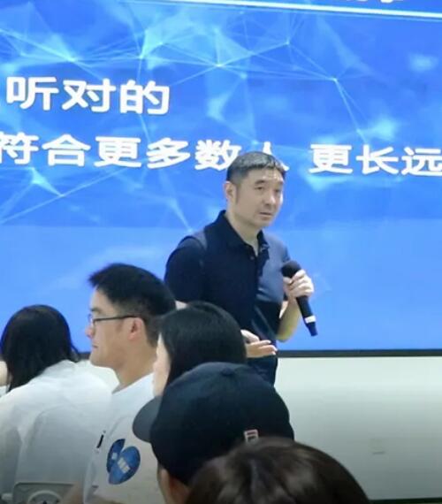 卓尚服飾丨《尚校計劃》中層領(lǐng)導力訓練營聚勢啟程